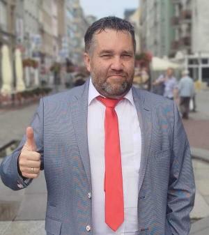 agent Tomasz Nowak