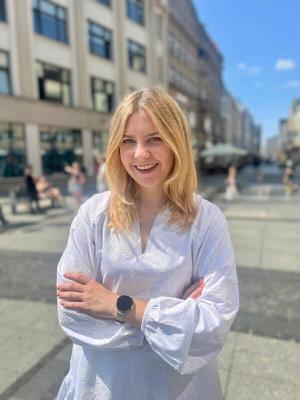 Świat Nieruchomości - agent Justyna Juszczak