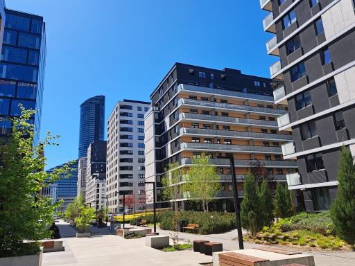 Mieszkanie 4 pokoje 83.39 m² Wrocław-Krzyki - Południe