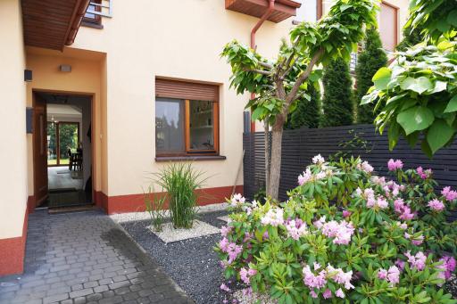 Dom 4 pokoje 146 m² Żórawina - Karwiany