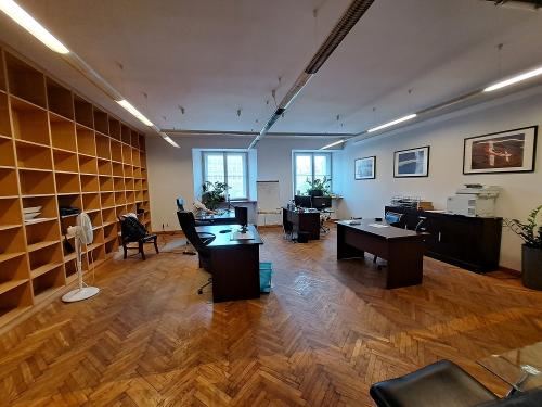 Lokal 6 pokoi 188.4 m² Wrocław-Stare Miasto - Rynek